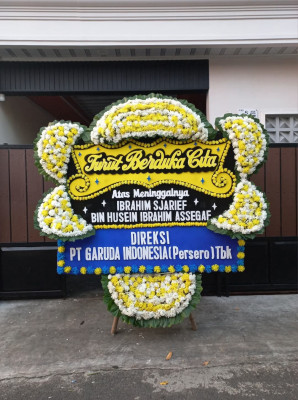 Papan Bunga Duka di Lenggang
